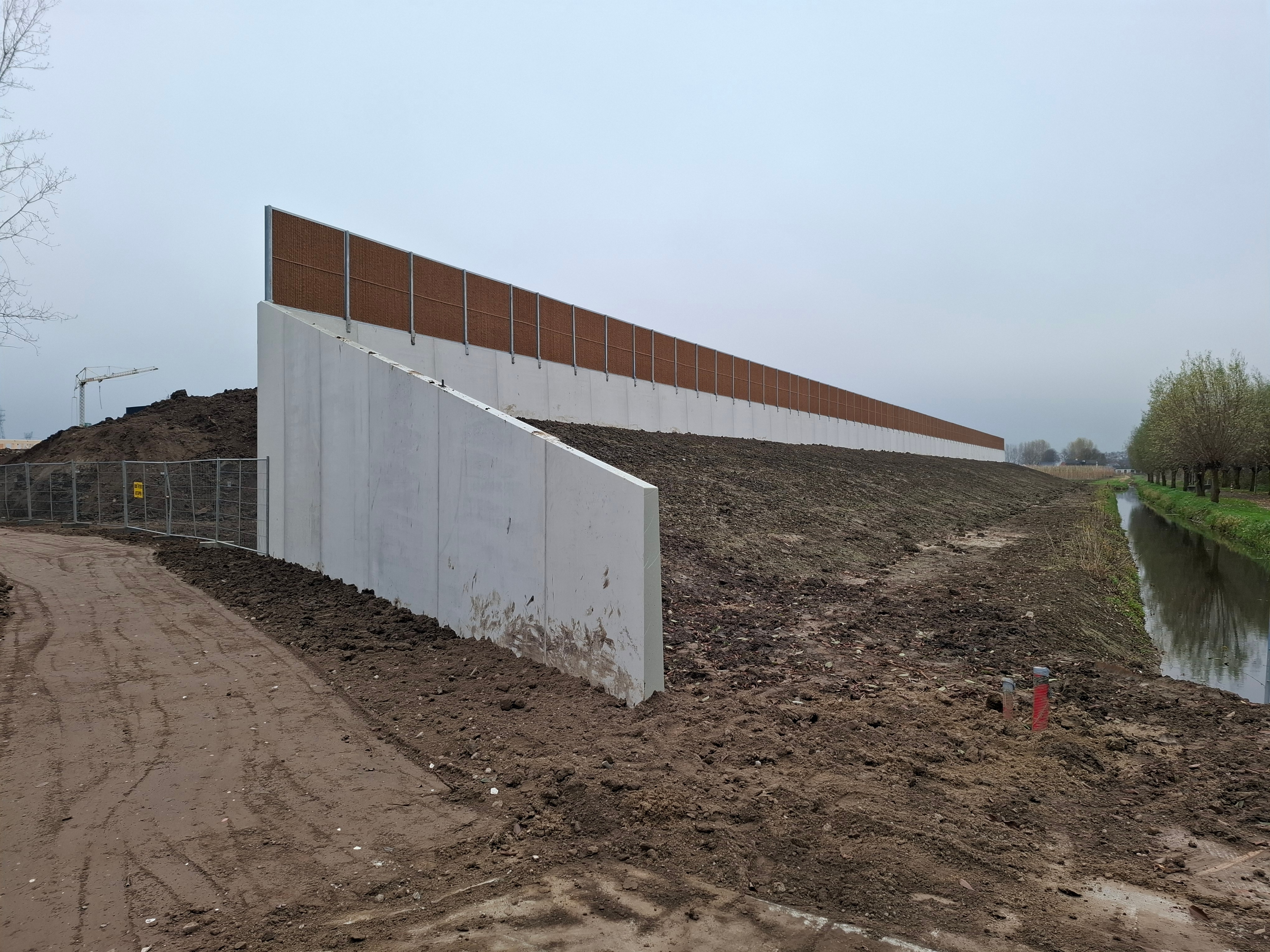 5. keerwand nieuw.jpg